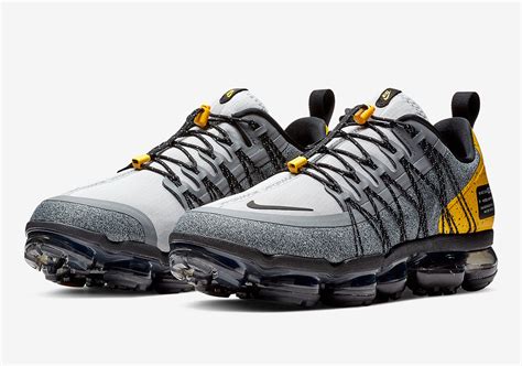 nike air vapormax running utility.